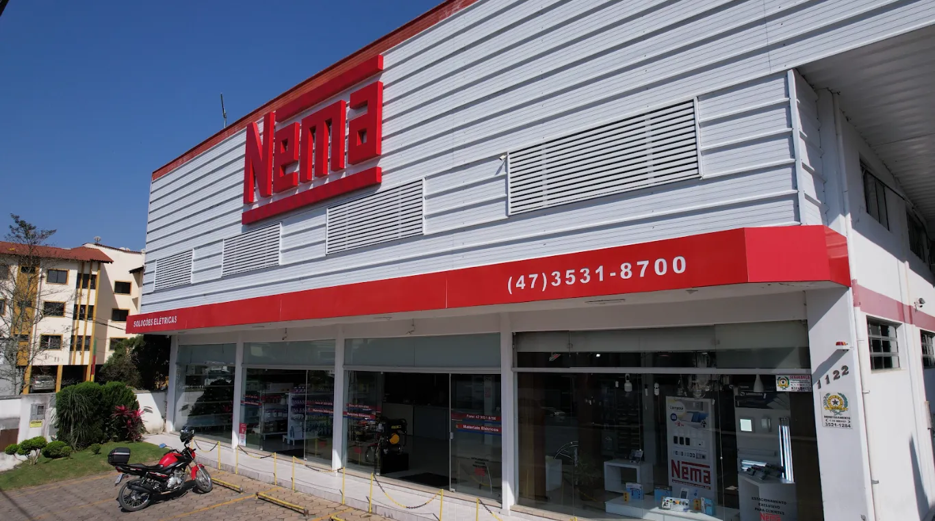 Loja de revenda de matérias elétricos e Administrativo